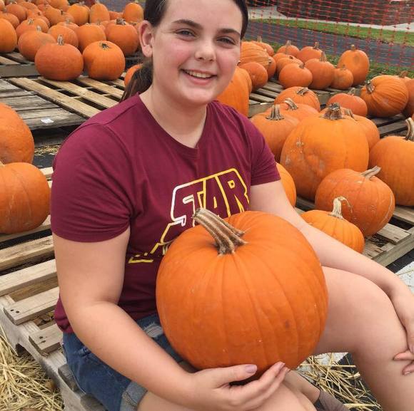 Meet your Posher, Skylar - Picture 1 of 1